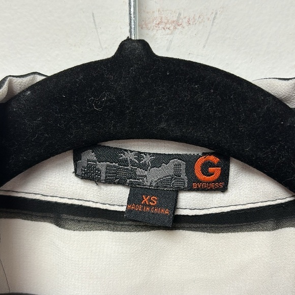 G by Guess women's black and white striped shirt size XS Stripe Beetlejuice - Picture 8 of 11